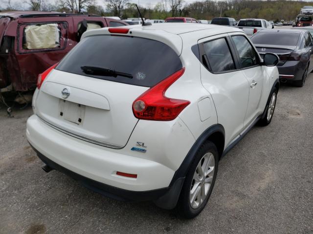 JN8AF5MR1DT209135 - 2013 NISSAN JUKE S WHITE photo 4