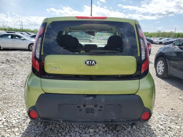 KNDJN2A21F7783962 - 2015 KIA SOUL GREEN photo 6