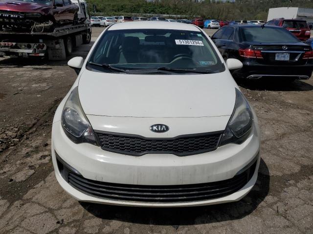 KNADM4A37G6576534 - 2016 KIA RIO LX WHITE photo 5