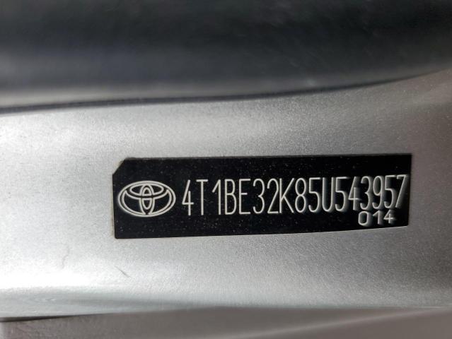 4T1BE32K85U543957 - 2005 TOYOTA CAMRY LE SILVER photo 12