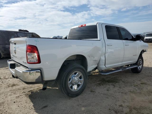 3C6UR5DJ1NG215467 - 2022 RAM 2500 BIG HORN/LONE STAR WHITE photo 3