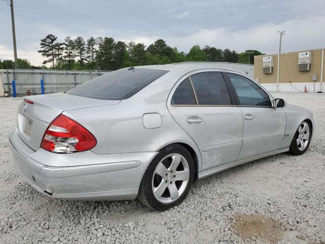 WDBUF65J84X114473 - 2004 MERCEDES-BENZ E 320 SILVER photo 3