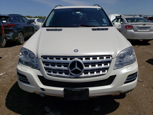 4JGBB8GB2BA723902 - 2011 MERCEDES-BENZ ML 350 4MATIC WHITE photo 5