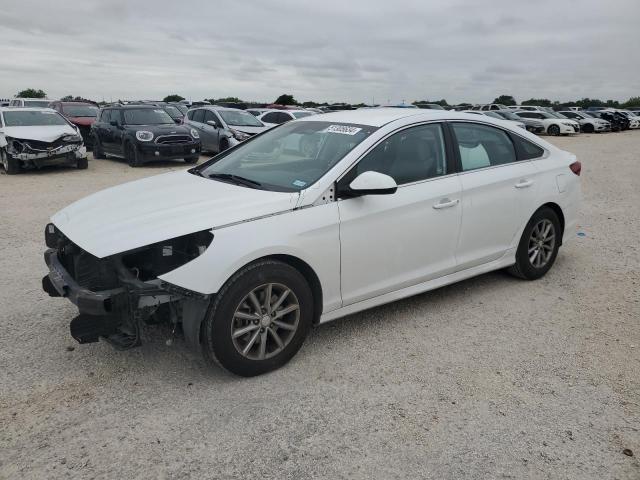 5NPE24AF2JH623151 - 2018 HYUNDAI SONATA SE WHITE photo 1