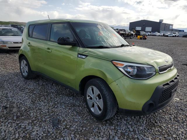 KNDJN2A20G7830724 - 2016 KIA SOUL GREEN photo 4