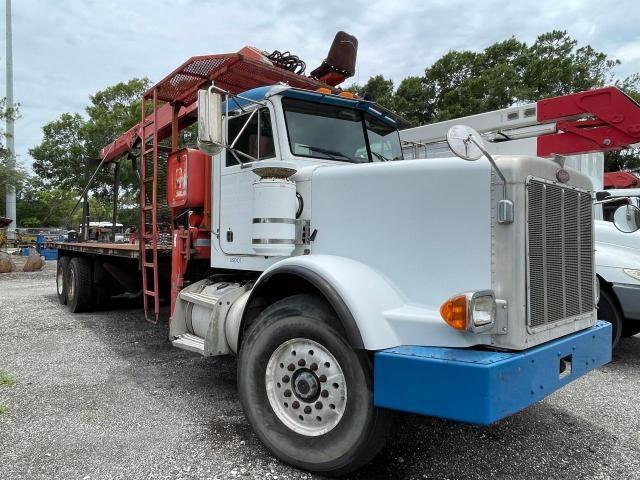 2000 PETERBILT 357, 