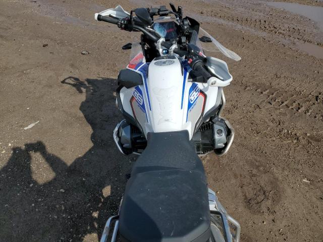 WB10M1301P6H69233 - 2023 BMW R 1250 GS ADVENTURE WHITE photo 6