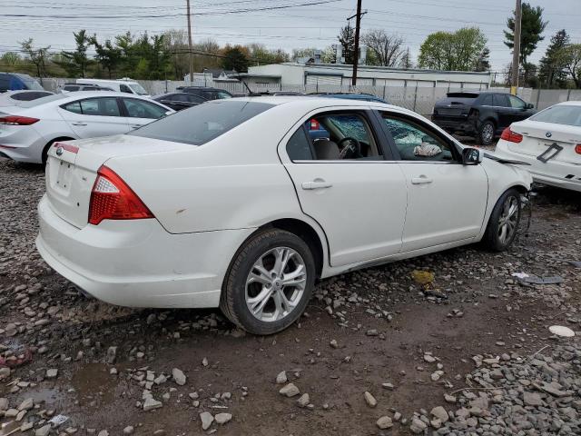 3FAHP0HA7CR399611 - 2012 FORD FUSION SE WHITE photo 3