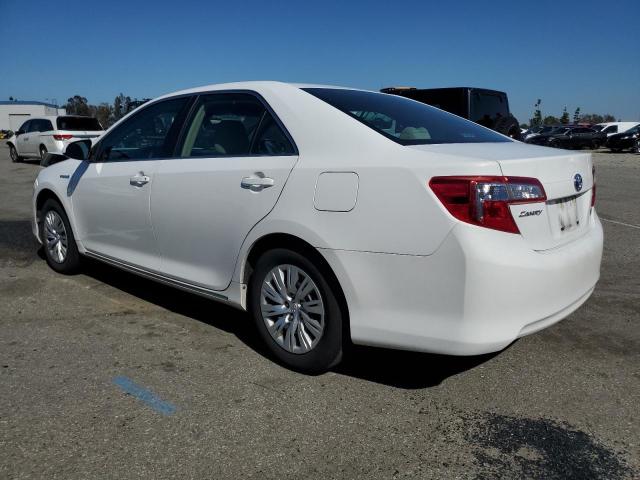 4T1BD1FK3CU031599 - 2012 TOYOTA CAMRY HYBRID WHITE photo 2