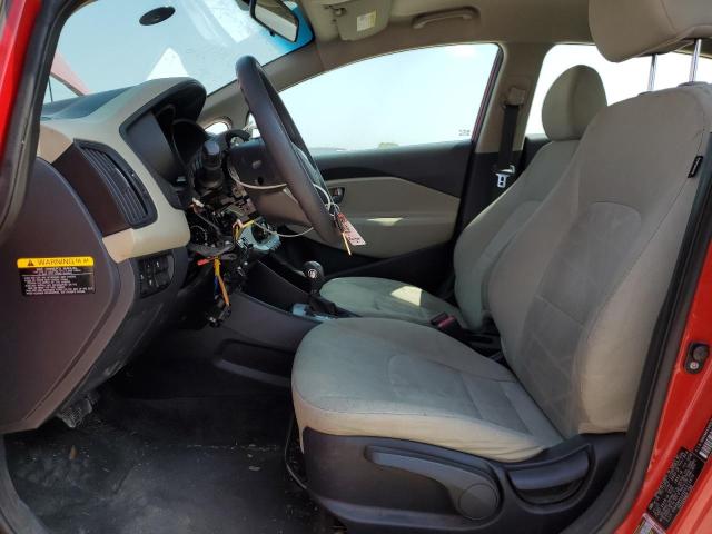 KNADM4A34D6213975 - 2013 KIA RIO LX RED photo 7