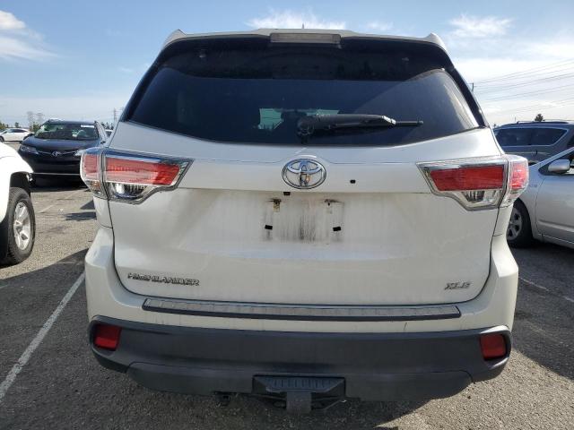 5TDKKRFH7FS090225 - 2015 TOYOTA HIGHLANDER XLE 白色 照片 6