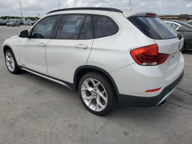 WBAVM1C53DVW45917 - 2013 BMW X1 SDRIVE28I WHITE photo 2