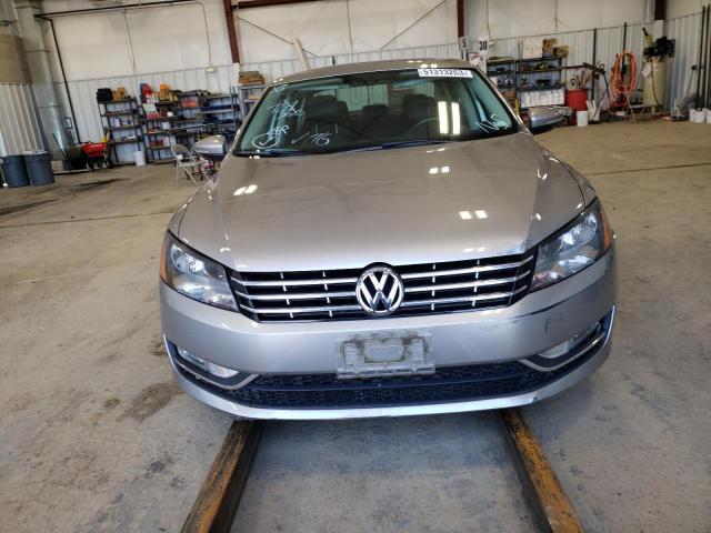 1VWCN7A35CC093582 - 2012 VOLKSWAGEN PASSAT SEL SILVER photo 5