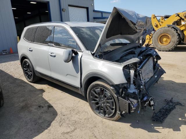 5XYP5DHC6NG314310 - 2022 KIA TELLURIDE SX SILVER photo 4