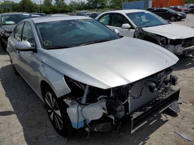 1N4BL4DV5KC131414 - 2019 NISSAN ALTIMA SV SILVER photo 4