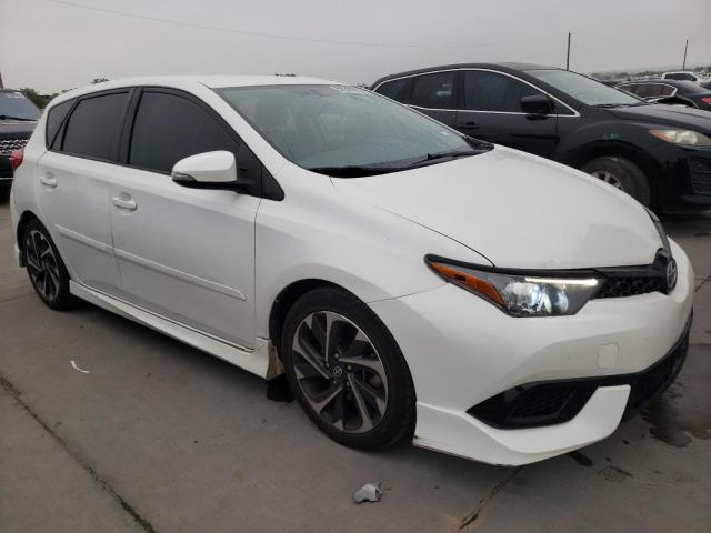 JTNKARJE8GJ515090 - 2016 TOYOTA SCION IM WHITE photo 4