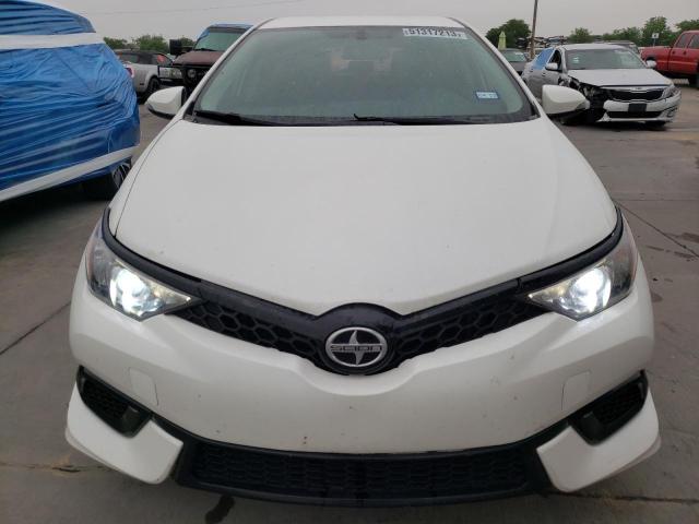 JTNKARJE8GJ515090 - 2016 TOYOTA SCION IM WHITE photo 5