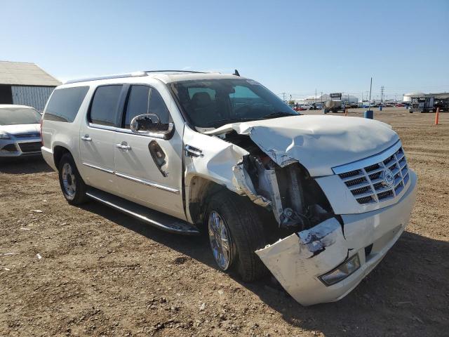 1GYFK66878R275273 - 2008 CADILLAC ESCALADE ESV WHITE photo 4