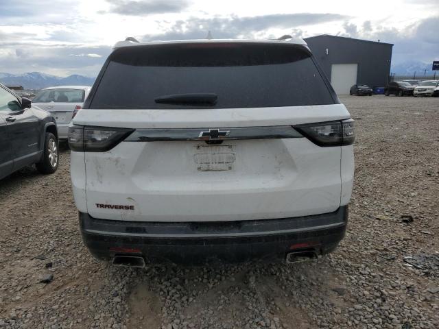 1GNERKKW5LJ241261 - 2020 CHEVROLET TRAVERSE PREMIER WHITE photo 6