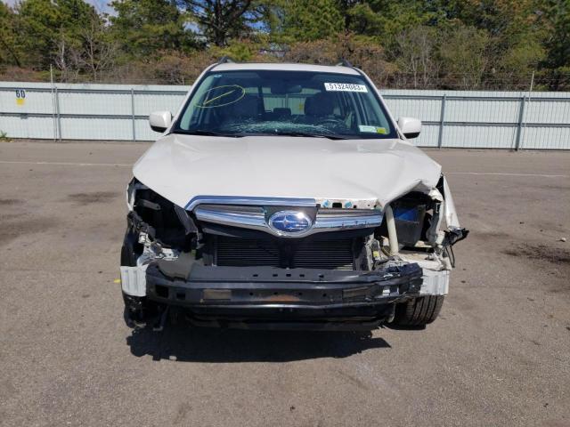 JF2SJADC8FH467548 - 2015 SUBARU FORESTER 2.5I PREMIUM WHITE photo 5