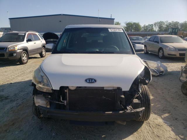 KNDJT2A62C7388516 - 2012 KIA SOUL + WHITE photo 5