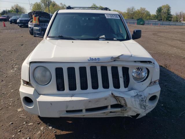 1J4FF28B69D221161 - 2009 JEEP PATRIOT SPORT WHITE photo 5