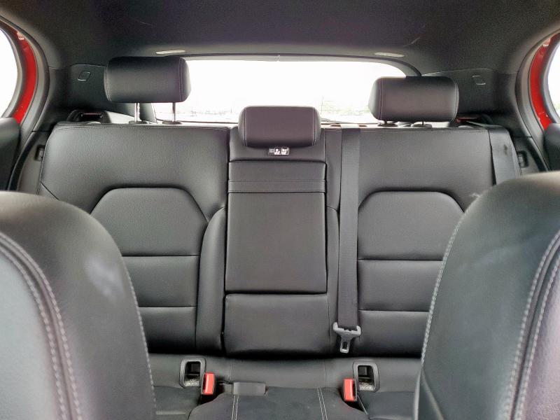 WDCTG4EBXKJ615138 - 2019 MERCEDES-BENZ GLA 250 Rojo foto 10