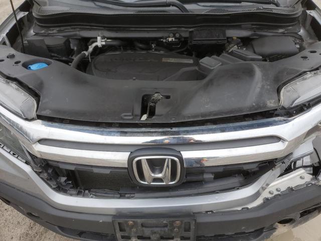 5FPYK3F64KB028423 - 2019 HONDA RIDGELINE RTL SILVER photo 11