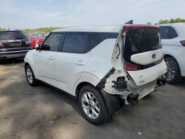 KNDJ23AU1L7730027 - 2020 KIA SOUL LX WHITE photo 2