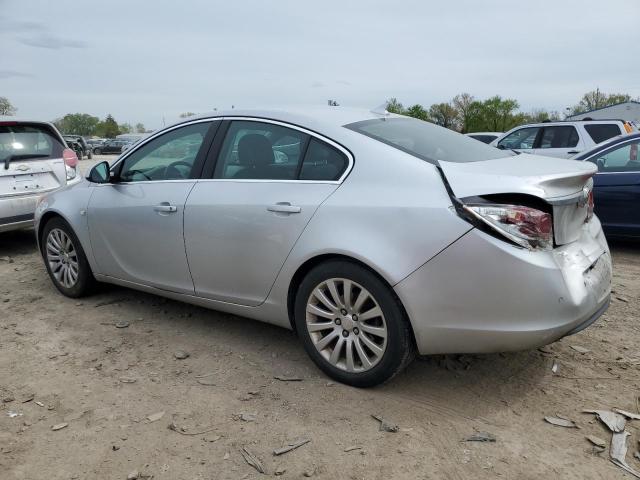 W04GU5GCXB1085260 - 2011 BUICK REGAL CXL SILVER photo 2