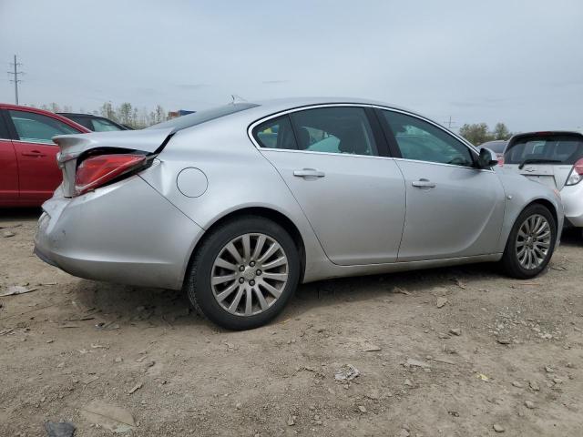 W04GU5GCXB1085260 - 2011 BUICK REGAL CXL SILVER photo 3