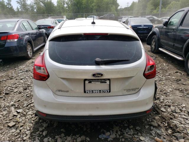 1FADP3N23EL195208 - 2014 FORD FOCUS TITANIUM WHITE photo 6