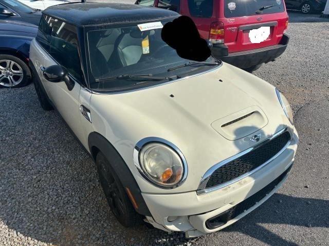 WMWSV3C59BTY20403 - 2011 MINI COOPER S CREAM photo 1