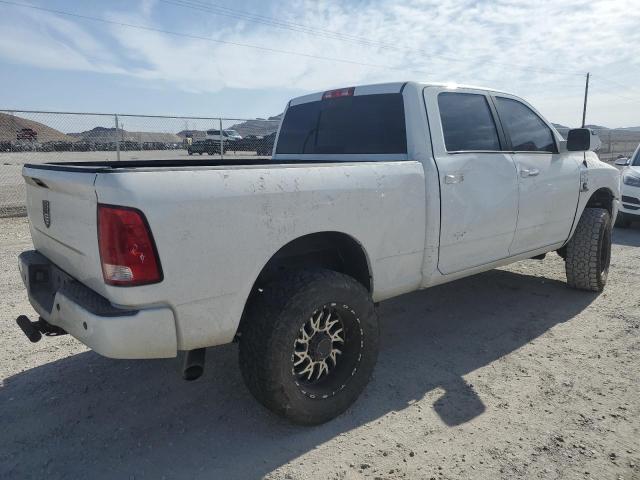 3C6UR5DL9JG218354 - 2018 RAM 2500 SLT თეთრი ფოტო 3