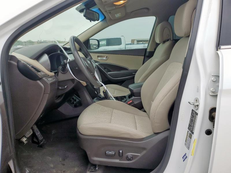 5XYZU3LB3JG528542 - 2018 HYUNDAI SANTA FE S Ақ фото 7