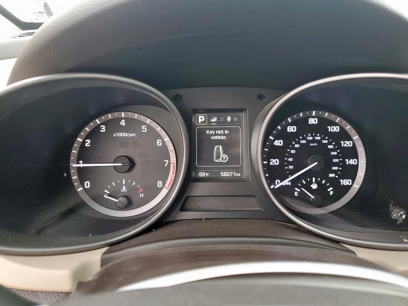 5XYZU3LB3JG528542 - 2018 HYUNDAI SANTA FE S Ақ фото 9