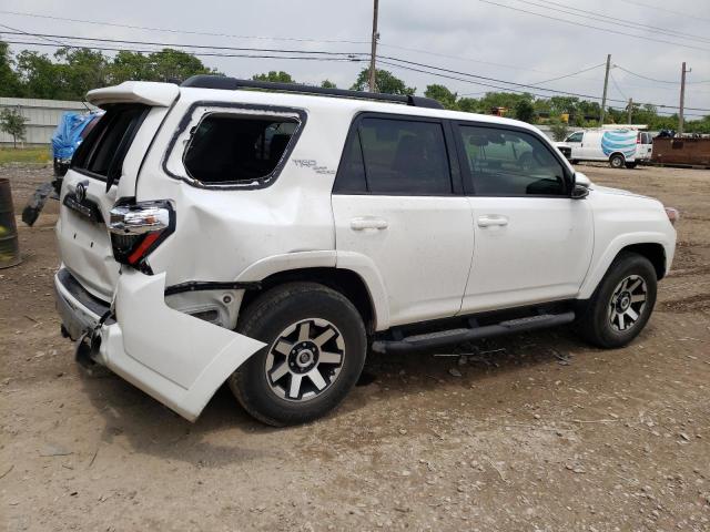 JTEBU5JRXL5757031 - 2020 TOYOTA 4RUNNER SR5/SR5 PREMIUM WHITE photo 3