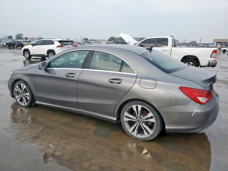 WDDSJ4EB8JN527222 - 2018 MERCEDES-BENZ CLA 250 ნაცრისფერი ფოტო 2