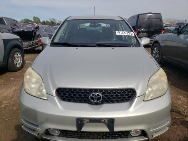 2T1KR32E93C057686 - 2003 TOYOTA MATRIX XR SILVER photo 5