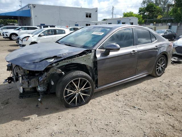 4T1G11AK7PU729872 - 2023 TOYOTA CAMRY SE NIGHT SHADE GRAY photo 1