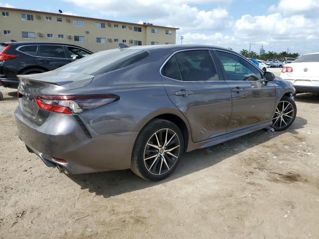 4T1G11AK7PU729872 - 2023 TOYOTA CAMRY SE NIGHT SHADE GRAY photo 3