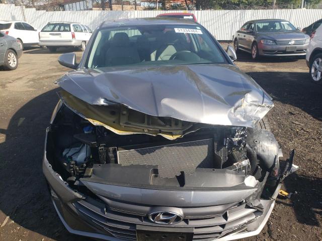 KMHD84LF3KU829749 - 2019 HYUNDAI ELANTRA SEL SILVER photo 5