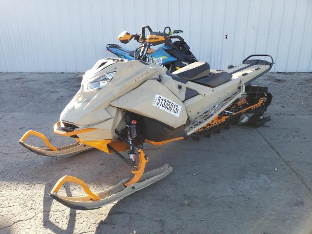 2BPSVENA1NV000277 - 2022 BMBR SNOWMOBILE TAN photo 2