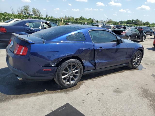 1ZVBP8AM6C5215925 - 2012 FORD MUSTANG BLUE photo 3