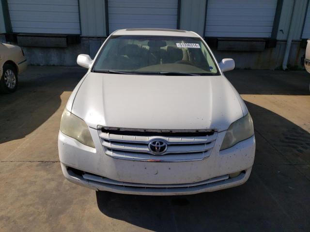 4T1BK36B76U132439 - 2006 TOYOTA AVALON XL WHITE photo 5