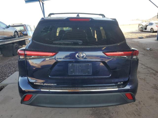 5TDHZRAH9NS093896 - 2022 TOYOTA HIGHLANDER XLE 蓝色 照片 6