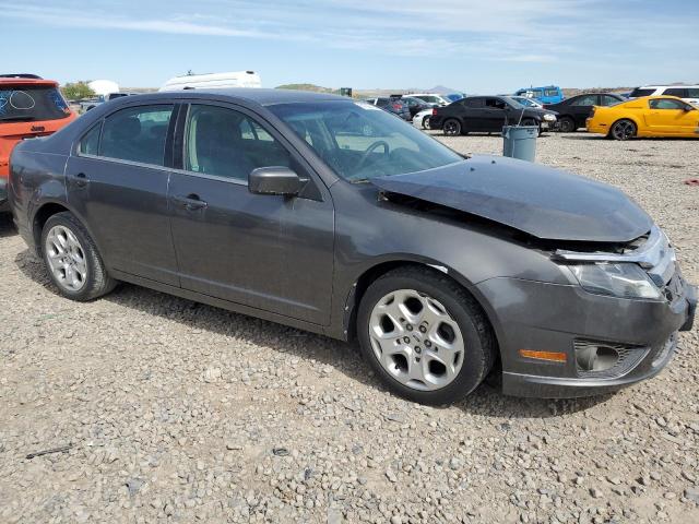 3FAHP0HA0BR298098 - 2011 FORD FUSION SE GRAY photo 4