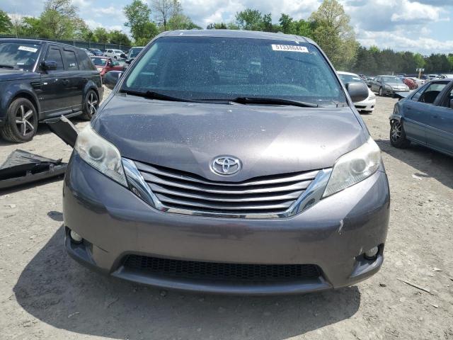 5TDYK3DC4FS638387 - 2015 TOYOTA SIENNA XLE GRAY photo 5