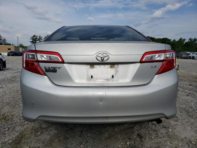 4T1BF1FK8CU005557 - 2012 TOYOTA CAMRY BASE SILVER photo 6