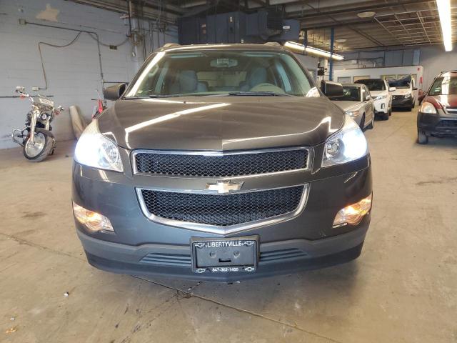 1GNKREED0CJ412593 - 2012 CHEVROLET TRAVERSE LS GRAY photo 5